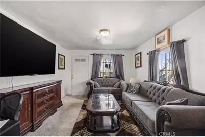 146 W 113th Street, Los Angeles, CA 90061 - Photo 9