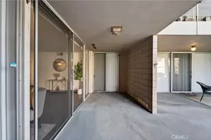 6979 Palm Ct, Riverside, CA 92506 - Photo 35