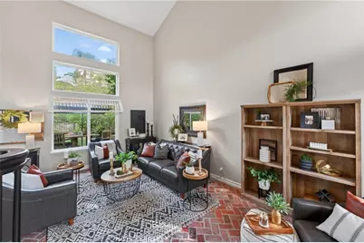 21352 Silvertree Lane, Rancho Santa Margarita, CA 92679 - Photo 9