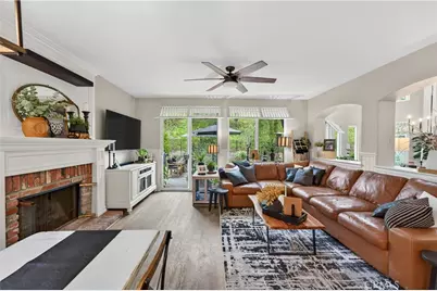 21352 Silvertree Lane, Rancho Santa Margarita, CA 92679 - Photo 19