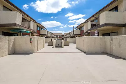 15000 Halldale Ave., #210, Gardena, CA 90247 - Photo 17