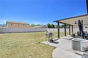 15115 Courtney Ln, Lake Elsinore, CA 92530 - Photo 25