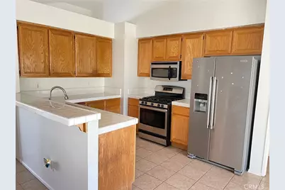 14351 Via Roca, Victorville, CA 92392 - Photo 5