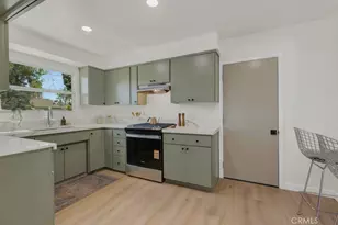 16125 Haynes St, Van Nuys, CA 91406 - Photo 11