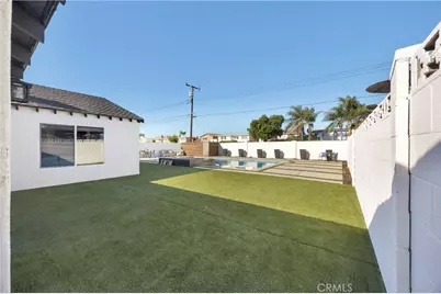 8326 Fontainbleau Way, Cypress, CA 90630 - Photo 51