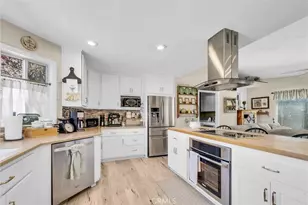 2006 Peyton, La Verne, CA 91750 - Photo 11