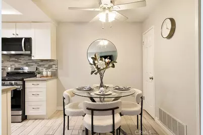 1121 Packers #53, Tustin, CA 92780 - Photo 5