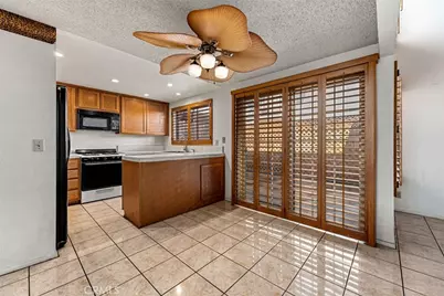 10401 Hammontree, Garden Grove, CA 92843 - Photo 9