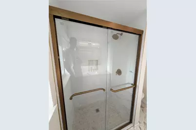 2432 Larchmont, Santa Ana, CA 92706 - Photo 15