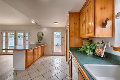 18712 Piper, Yorba Linda, CA 92886 - Photo 9