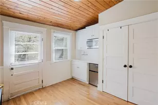 262 N Cambridge St, Orange, CA 92866 - Photo 23