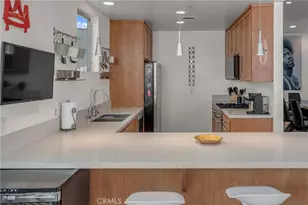 302 S Venice, Venice, CA 90291 - Photo 13