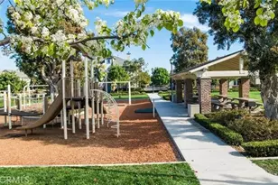 15220 Cambridge, Tustin, CA 92782 - Photo 41