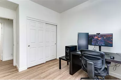 15220 Cambridge, Tustin, CA 92782 - Photo 19