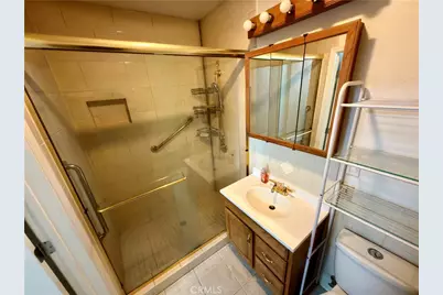 5552 Vonnie, Cypress, CA 90630 - Photo 9