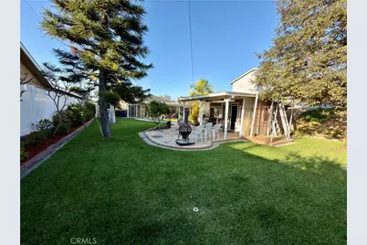 5552 Vonnie, Cypress, CA 90630 - Photo 15