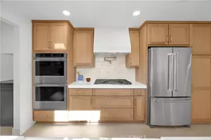 900 Catalina Ave, Seal Beach, CA 90740 - Photo 21