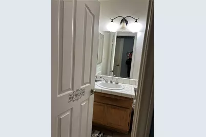 14619 Corey, Victorville, CA 92394 - Photo 9