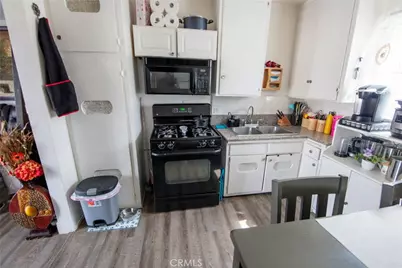 10500 S Broadway, Los Angeles, CA 90003 - Photo 29