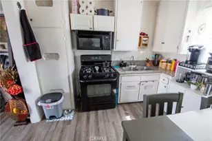 10500 S Broadway, Los Angeles, CA 90003 - Photo 29