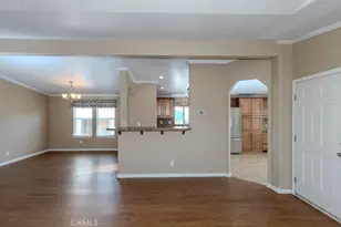 7 Pine Via, Anaheim, CA 92801 - Photo 15