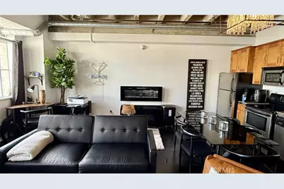 312 W 5th #1022, Los Angeles, CA 90013 - Photo 3