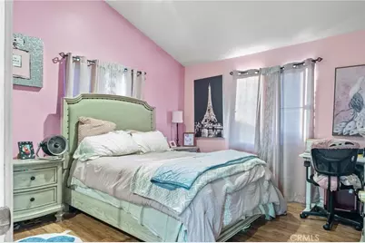 947 Via Camino #11, Wilmington, CA 90744 - Photo 17