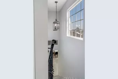 1381 W Summerland, San Pedro, CA 90732 - Photo 37