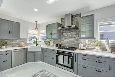 1381 W Summerland, San Pedro, CA 90732 - Photo 23