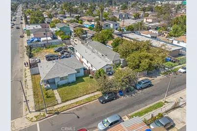 10621 Kalmia, Los Angeles, CA 90002 - Photo 9