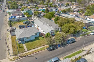 10621 Kalmia, Los Angeles, CA 90002 - Photo 9