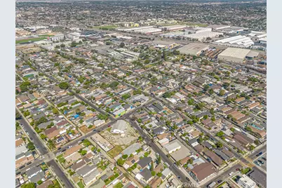 10621 Kalmia, Los Angeles, CA 90002 - Photo 17