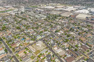 10621 Kalmia, Los Angeles, CA 90002 - Photo 17