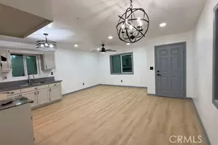 10621 Kalmia, Los Angeles, CA 90002 - Photo 7