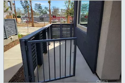 2104 Lacy Crossing Drive, Santa Ana, CA 92701 - Photo 3