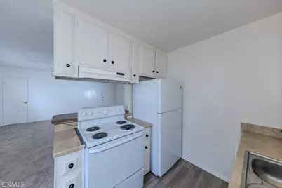 241 Lindero Avenue, Long Beach, CA 90803 - Photo 13