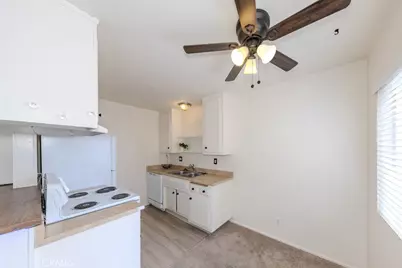 241 Lindero Avenue, Long Beach, CA 90803 - Photo 11