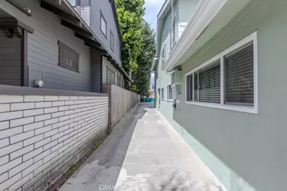 241 Lindero Avenue, Long Beach, CA 90803 - Photo 25