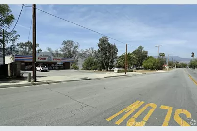 1006 W Graham Avenue, Lake Elsinore, CA 92530 - Photo 3