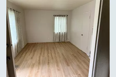 695 W 17th St, San Bernardino, CA 92405 - Photo 17