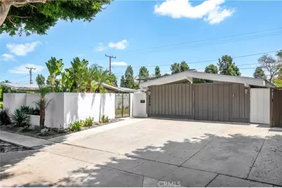 3030 Roxanne Avenue, Long Beach, CA 90808 - Photo 1