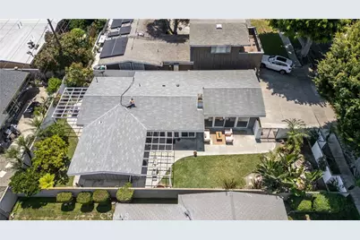 3030 Roxanne Avenue, Long Beach, CA 90808 - Photo 35