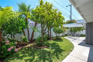 3030 Roxanne Ave, Long Beach, CA 90808 - Photo 33