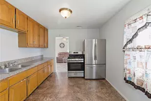 14329 Seaforth, Norwalk, CA 90650 - Photo 9