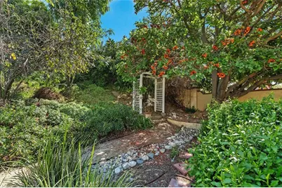 305 Mission Grove, Riverside, CA 92506 - Photo 47