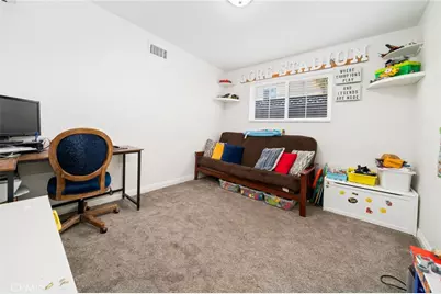 1410 Avenida Del, Corona, CA 92882 - Photo 17