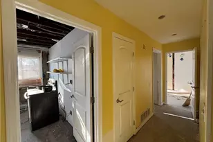 69561 Papoose Trl, 29 Palms MCB, CA 92277 - Photo 11