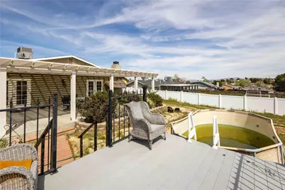 16605 Ottawa, Victorville, CA 92395 - Photo 39