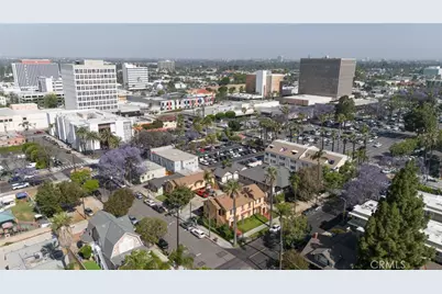 802 N Spurgeon Street, Santa Ana, CA 92701 - Photo 9