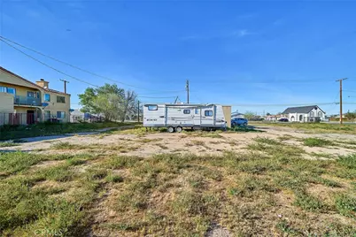11833 Bartlett, Adelanto, CA 92301 - Photo 31